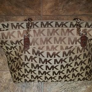 Michael Kors purse